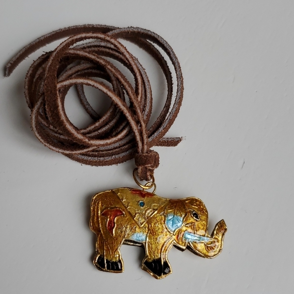 Enamel Gold Tone Elephant Pendant - Picture 9 of 9